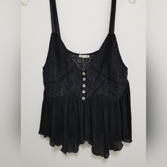 Free People Boho Black Henley Lace Camisole Hanky Hem Size XS - Picture 2 of 10